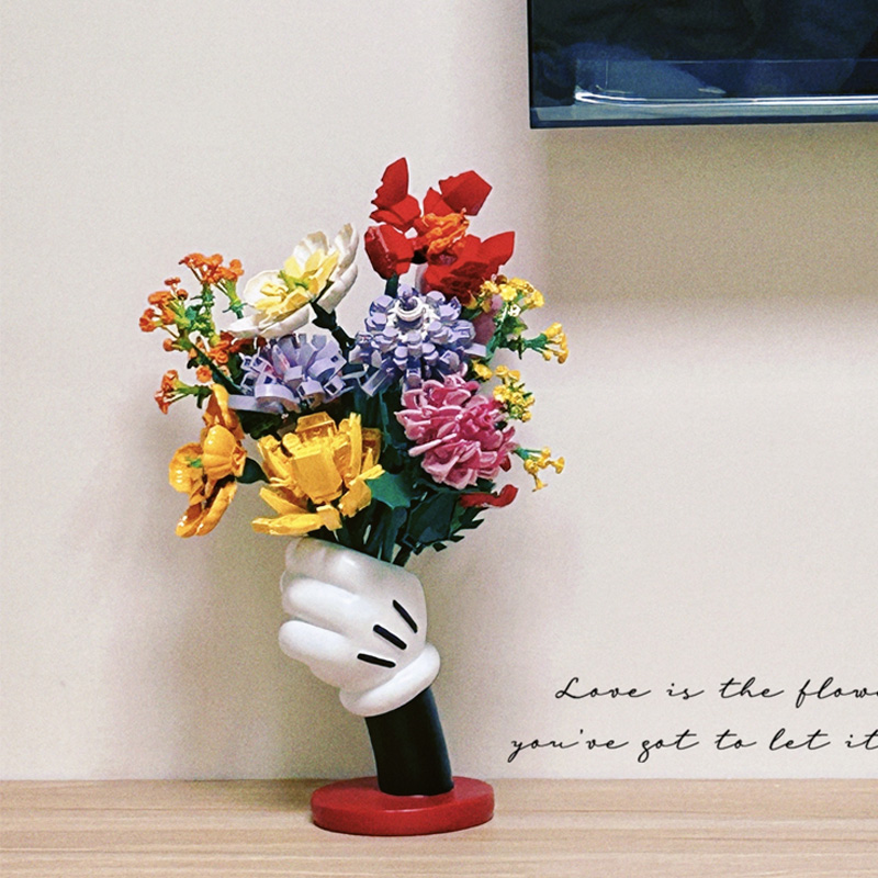 Custom Resin Hand Shape Flower Vase Holder