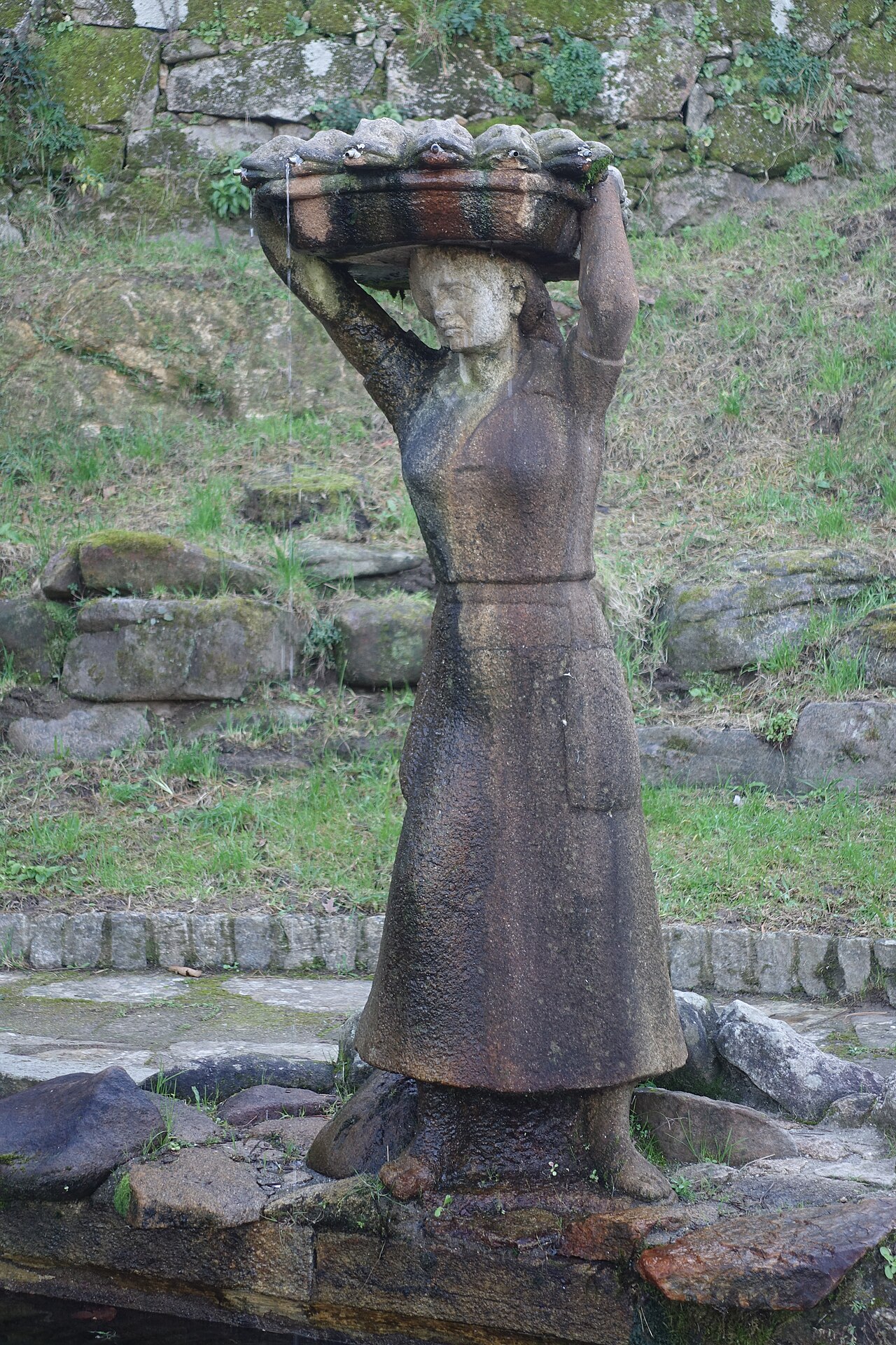 Custom Water Fountain Sculpture